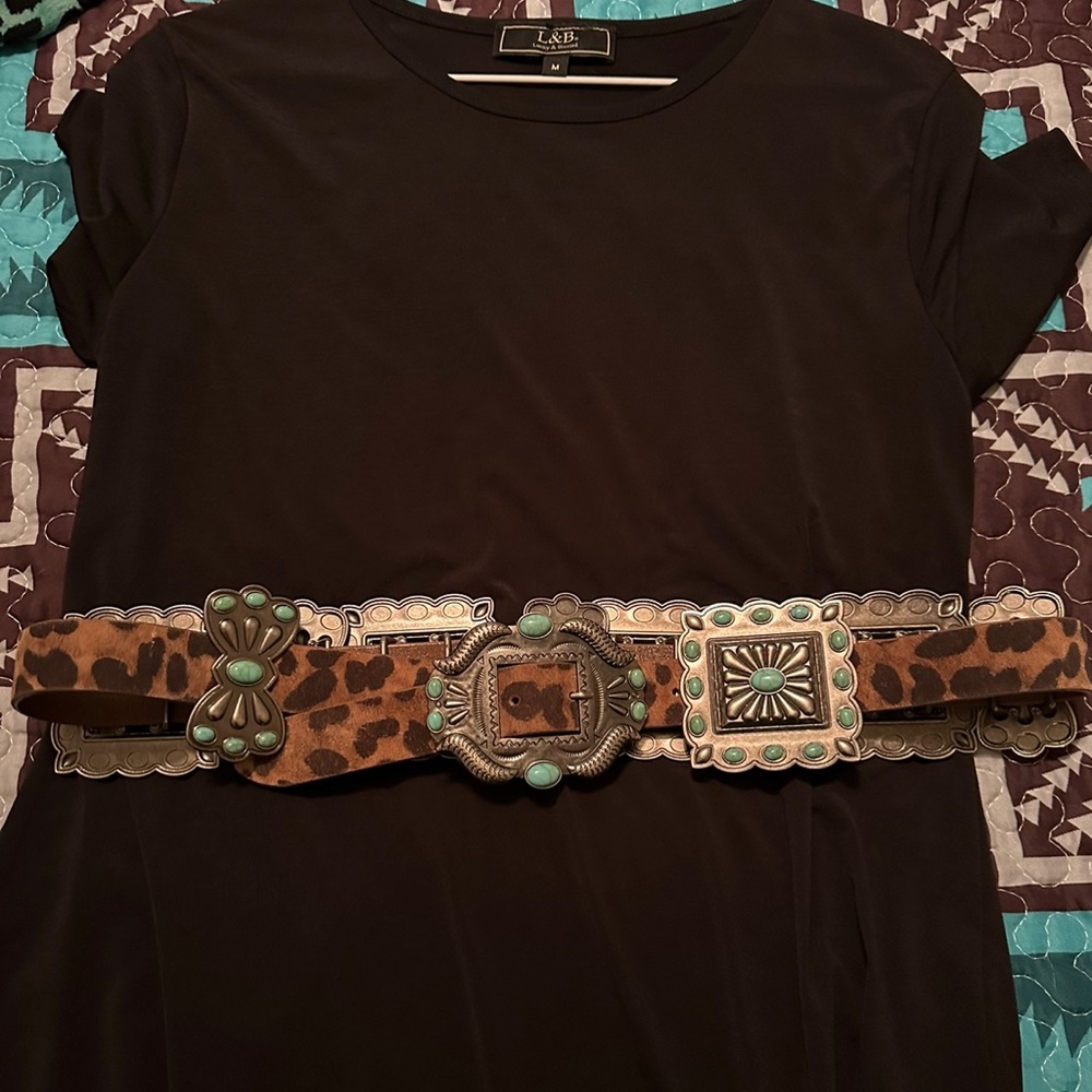 L&B brand; black tunic or dress; size Medium; short sleeves